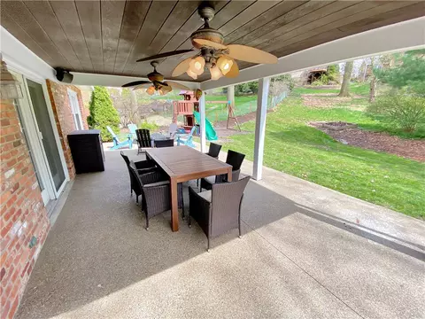 Dining - 108 Lamar Rd, Pittsburgh, PA 15241 photo 4 of 4