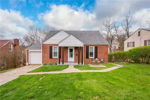 113 De Arment Pkwy, Pittsburgh, PA 15241