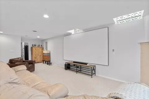 Living - 205 August Dr, Coraopolis, PA 15108 photo 3 of 3