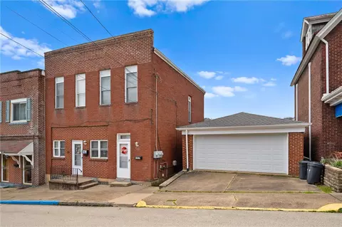 109 Cavitt Ave, Trafford, PA 15085