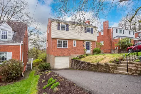 546 Sunset Dr, Pittsburgh, PA 15228