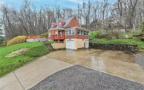2374 Duncan Ave, Allison Park, PA 15101