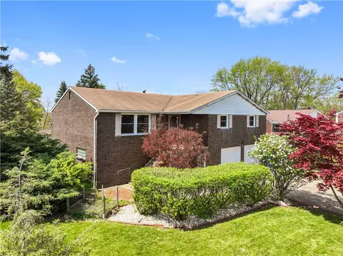 149 Cypress Hill Dr, Pittsburgh, PA 15235