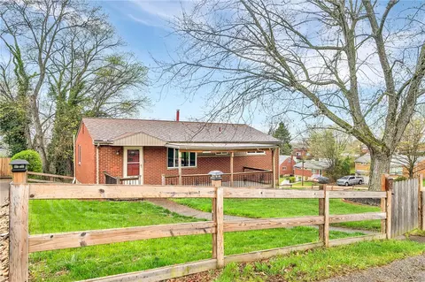 239 Hillary Dr, Verona, PA 15147