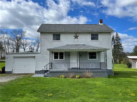 209 Sherman St, Hutchinson, PA 15640