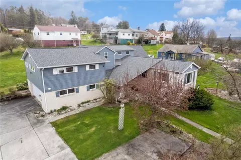 888 Main St, Central City, PA 15926