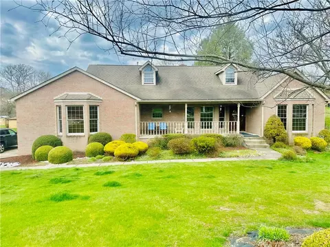 1040 Whitehead, Irwin, PA 15642