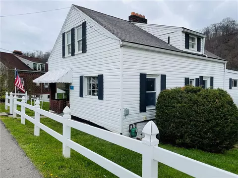 170 2nd St, Clarksville, PA 15322