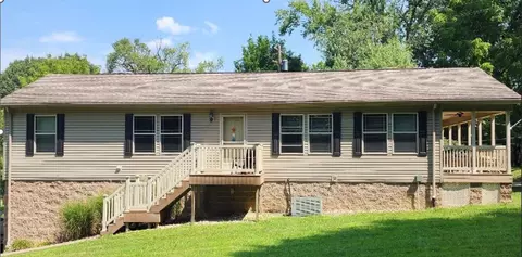 703 Mcnary St, Sturgeon, PA 15082