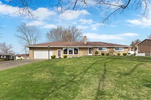 221 Thad St, Houston, PA 15342