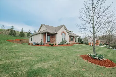 154 Westwood Ct, Indiana, PA 15701