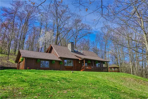 100 Rolling Mills Dr, Valencia, PA 16059