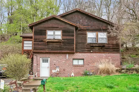 707-711 Valley St, Oakmont, PA 15139