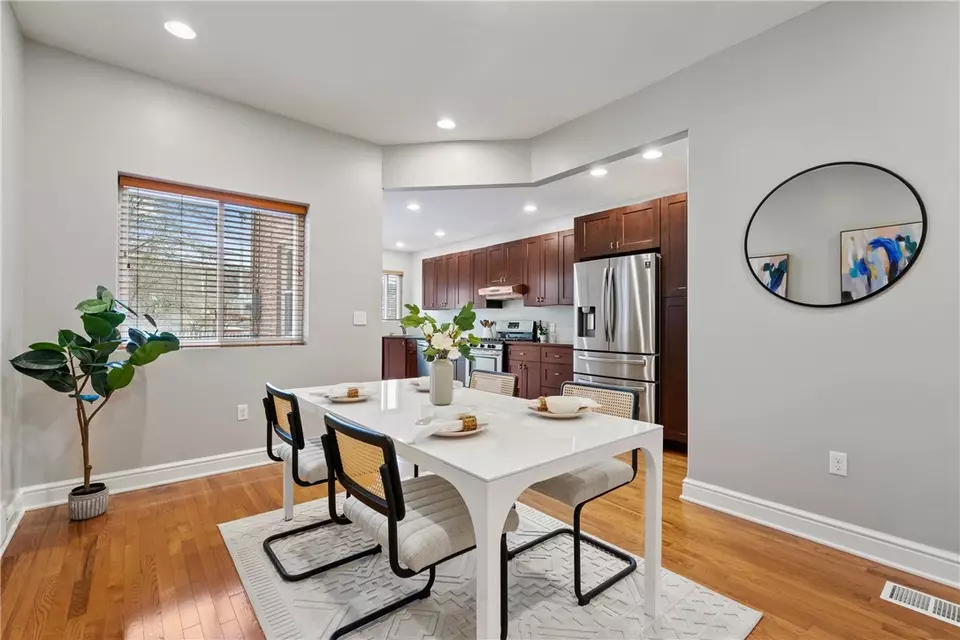 Dining - 3628 Mintwood St, Pittsburgh, PA 15201 photo 3 of 5