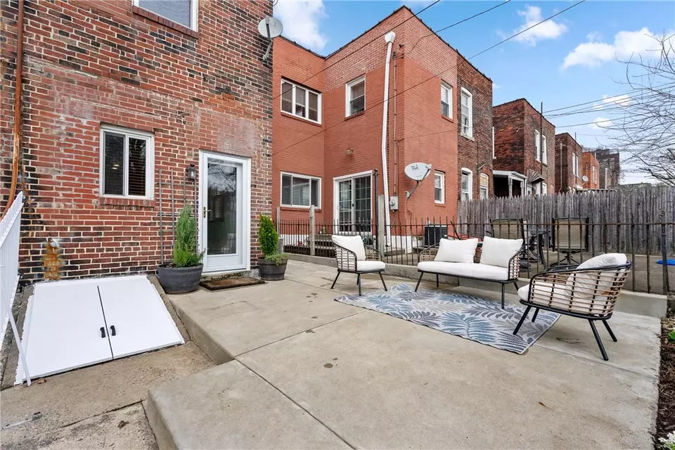 Exterior - 3628 Mintwood St, Pittsburgh, PA 15201 photo 4 of 9