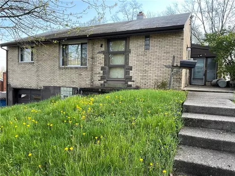 1013 Alquin St, Mckeesport, PA 15133