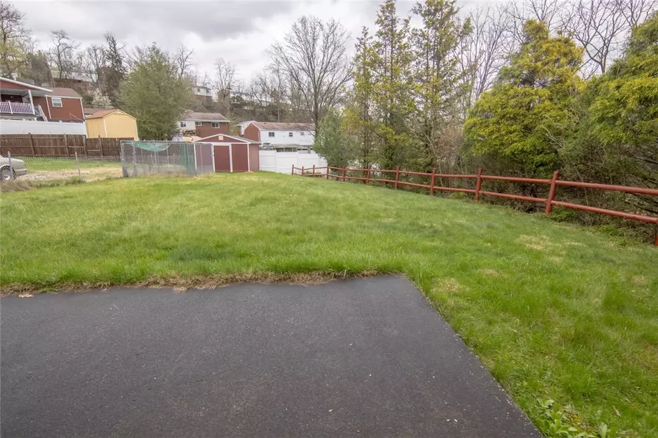 Exterior - 146 Yosemite, Pittsburgh, PA 15235 photo 7 of 9