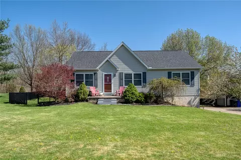 208 Pointe W, Mcdonald, PA 15057