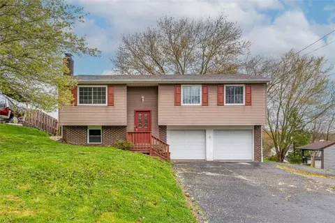 1427 Swede Hill Rd, Greensburg, PA 15601