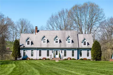 497 Linden Rd, Canonsburg, PA 15317