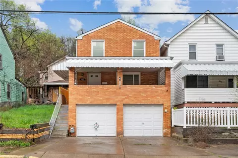 806 Ridge Ave, Mckees Rocks, PA 15136