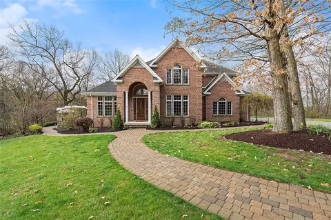198 Camp Meeting Rd Ext, Sewickley, PA 15143