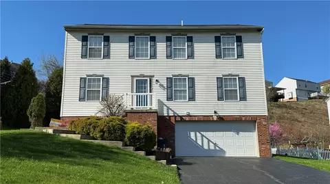 501 Sunrise Dr, Leechburg, PA 15656