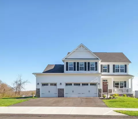310 Blacktail Deer Ln, Zelienople, PA 16063