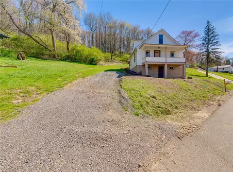 12 High St, Lyndora, PA 16045