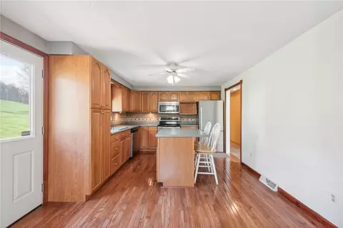 Kitchen - 215 Walker Rd, Apollo, PA 15613 photo 2 of 4