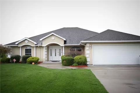 287 Linda Ave, Uniontown, PA 15401