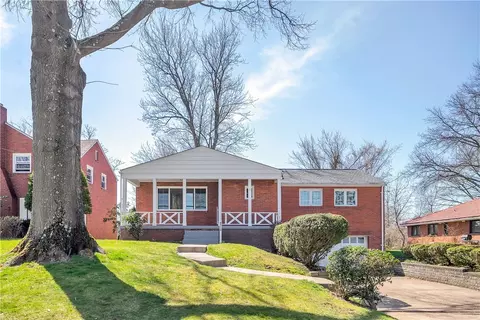 406 Summit Dr, Pittsburgh, PA 15228