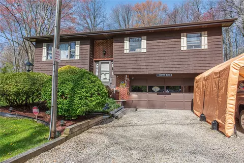Exterior - 315 Maple Hill Dr, Apollo, PA 15613 photo 2 of 14