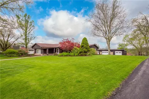 5950 Murray Ave, Bethel Park, PA 15102