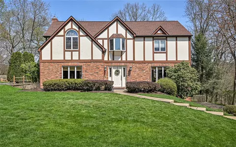 2697 Timberglen Dr, Wexford, PA 15090