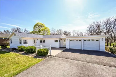 2170 Grandview Ave, Monroeville, PA 15146