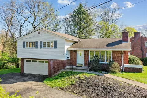 414 Fox Dr, Pittsburgh, PA 15237