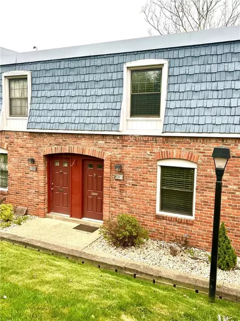 1108 Pennsbury Blvd, Pittsburgh, PA 15205