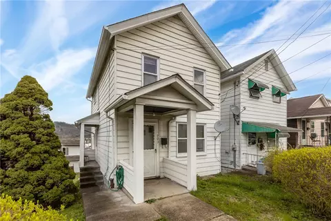 903 6th Ave, Coraopolis, PA 15108