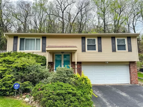232 Cool Springs Rd, Mckeesport, PA 15131