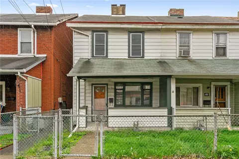109 Orchard St, Mckees Rocks, PA 15136