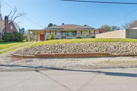 1119 Schweitzer Rd, Mckeesport, PA 15135