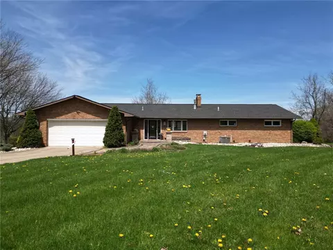 321 Fletcher Ln, Greensburg, PA 15601
