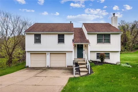 5016 Bocktown Rd, Aliquippa, PA 15001