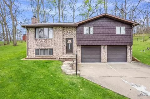 121 Vance Dr, Burgettstown, PA 15021