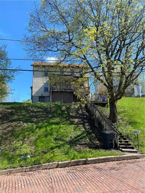 305 Roosevelt Blvd, Butler, PA 16001