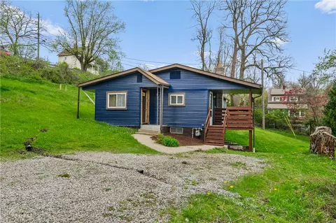Exterior - 6 E Madison Ave, Irwin, PA 15642 photo 3 of 5