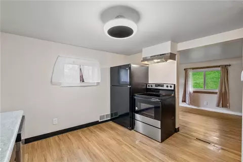 Kitchen - 6 E Madison Ave, Irwin, PA 15642 photo 4 of 6