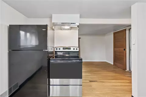 Kitchen - 6 E Madison Ave, Irwin, PA 15642 photo 5 of 6