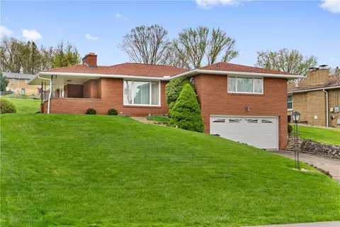 1519 Gilmore Dr, Clairton, PA 15025